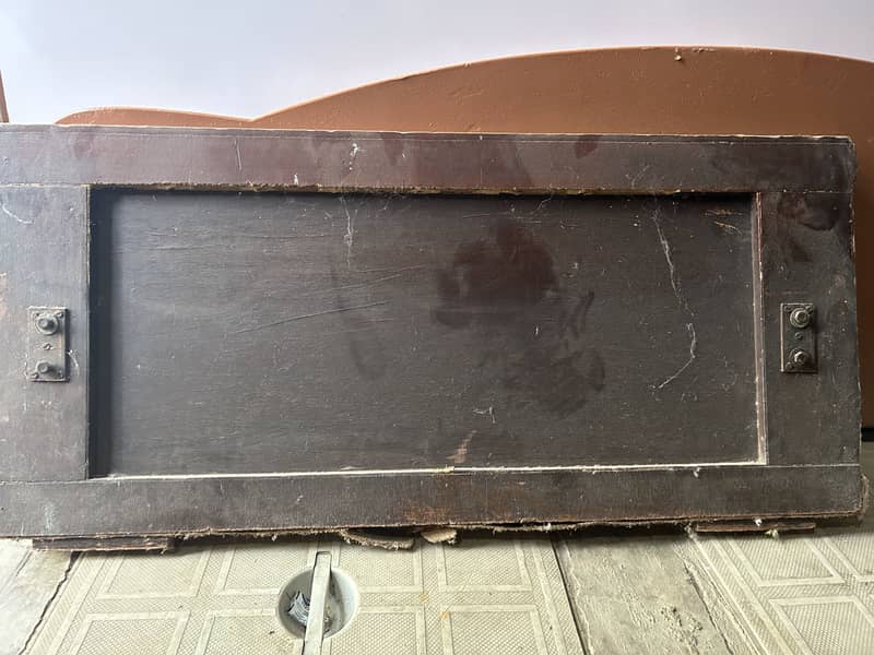 Single bed 10