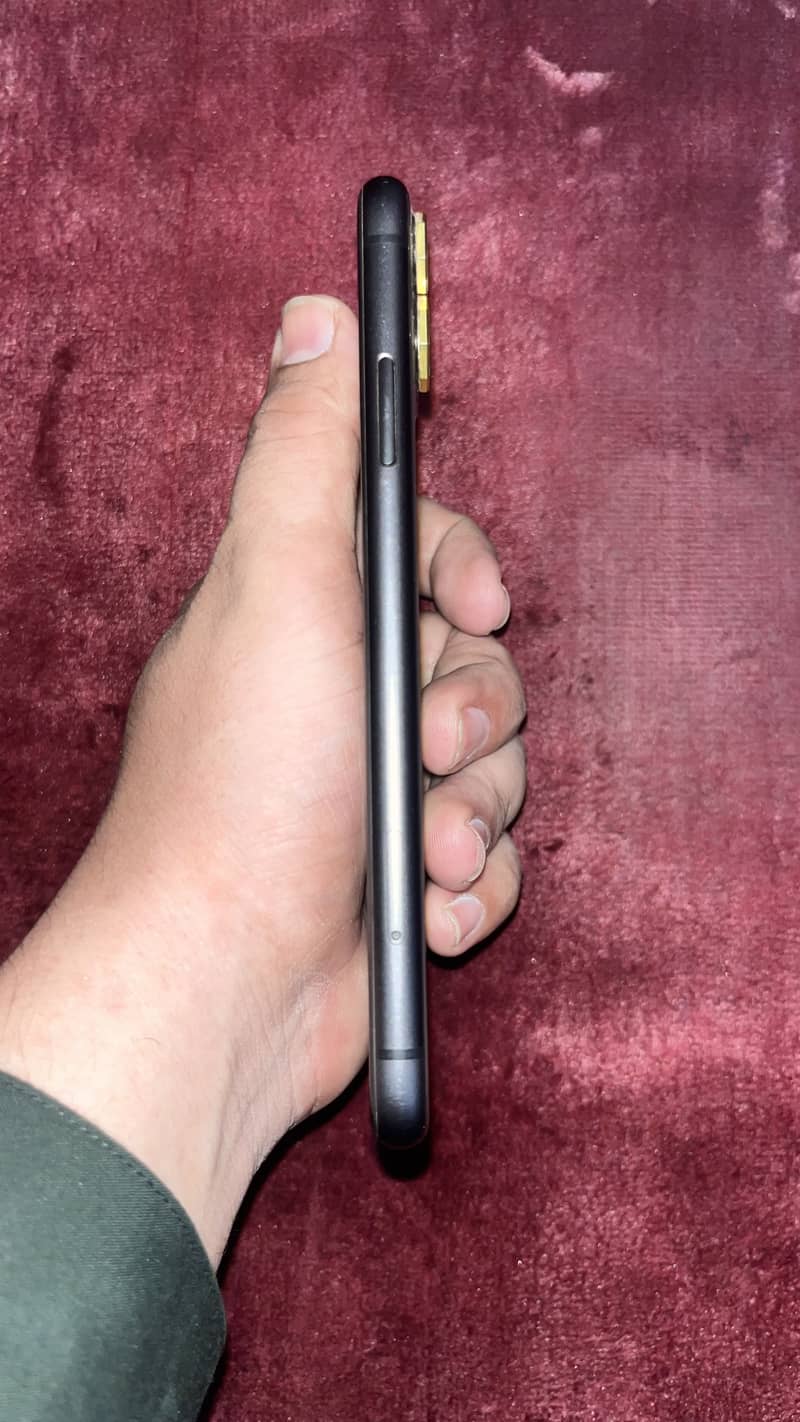 Apple iPhone 11 2