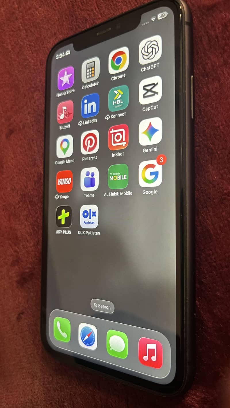 Apple iPhone 11 9