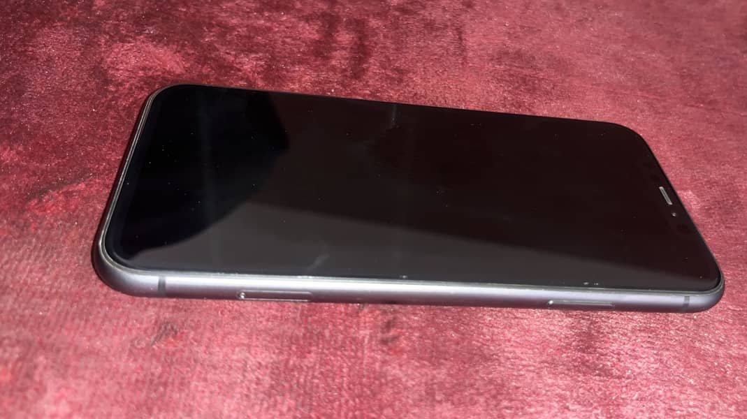 Apple iPhone 11 11