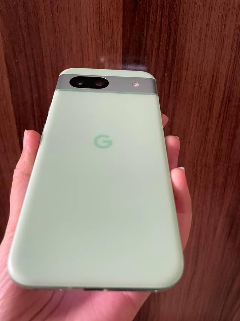 Google Pixel 8a 2