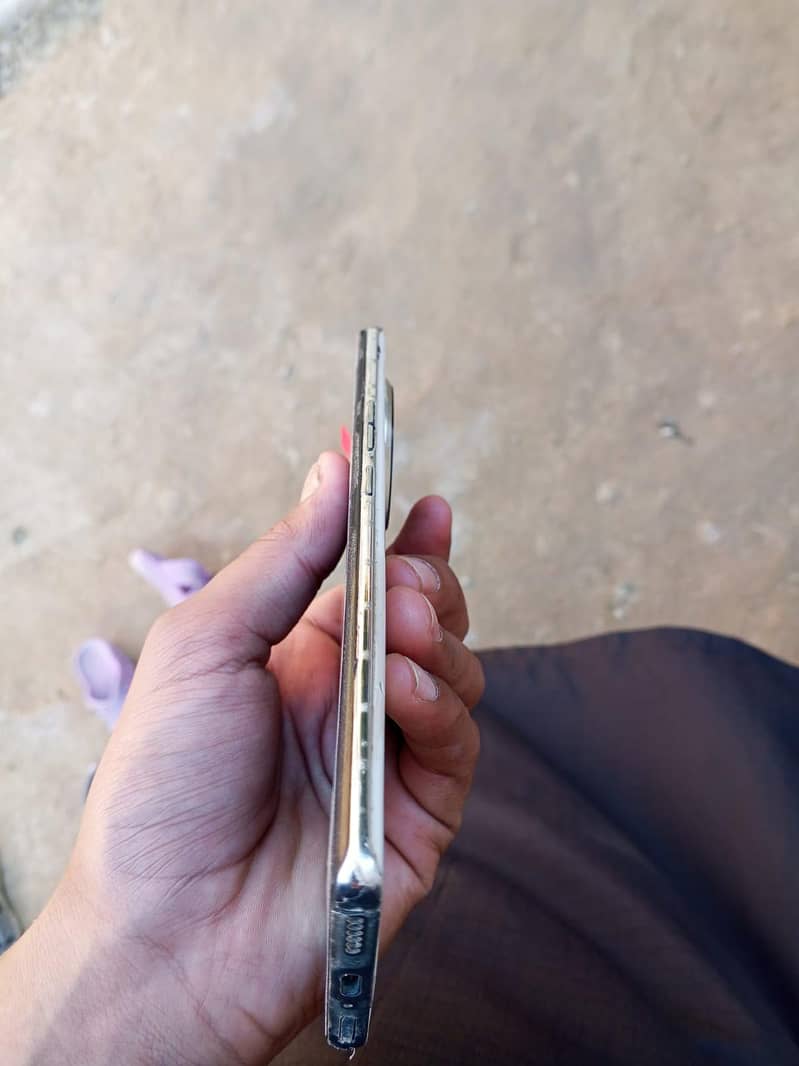 Tecno Spark 20 Pro Plus 2