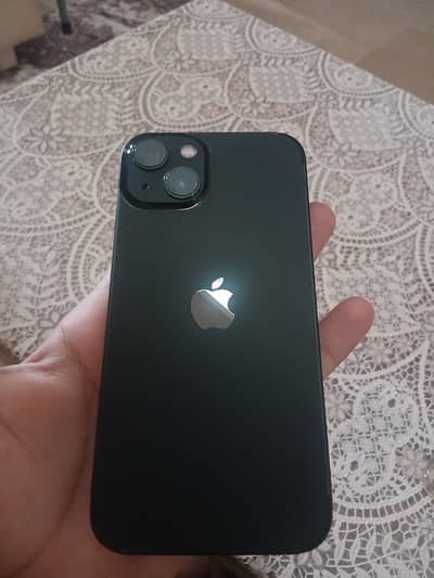 Apple iPhone 13
