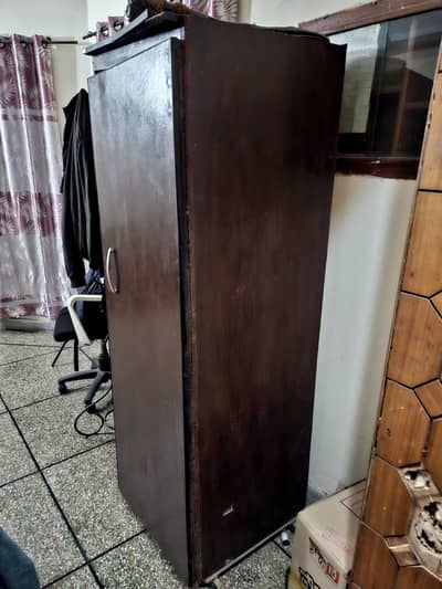 Wardrobe | Almari | single door Wardrobe
