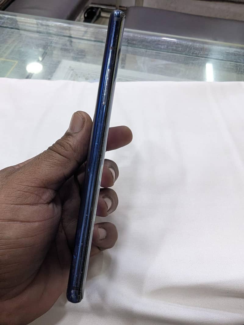 One Plus 7 Pro 4