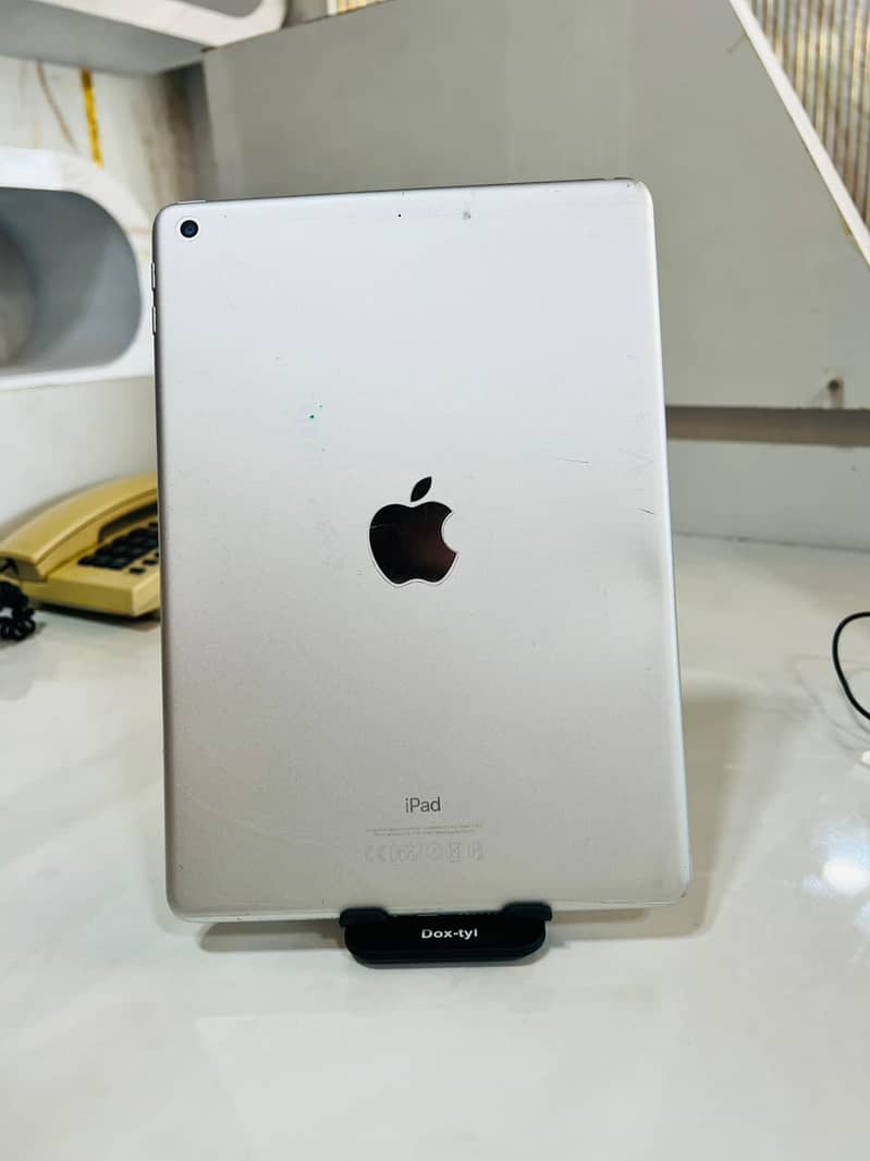 Ipad 5th geration 0