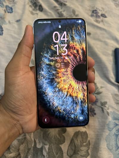 Samsung Mobile S22 Plus