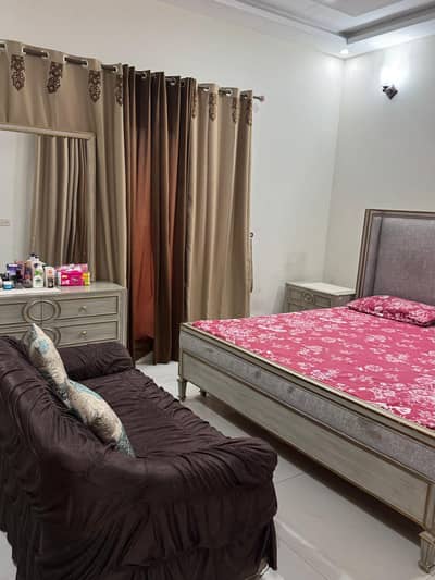 DHA Phase 3, 10 Marla, 03 Bed, Fully Furnished Slightly Used Luxurious Upper Portion For Rent.