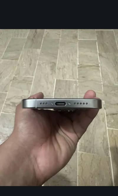 Apple iPhone 15 Pro