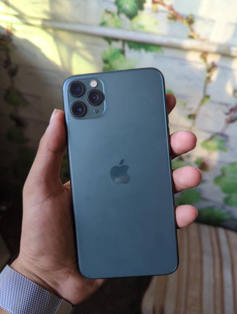 Apple iPhone 11 Pro Max 1
