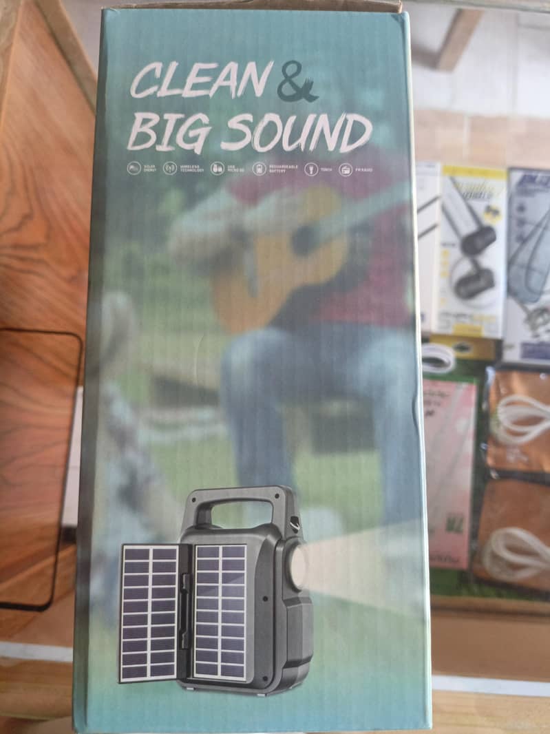 Wireless Solar Speaker 3