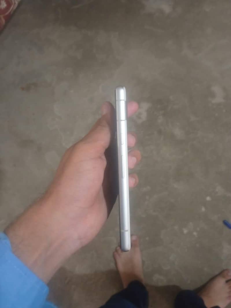 Google Pixel 7a 3