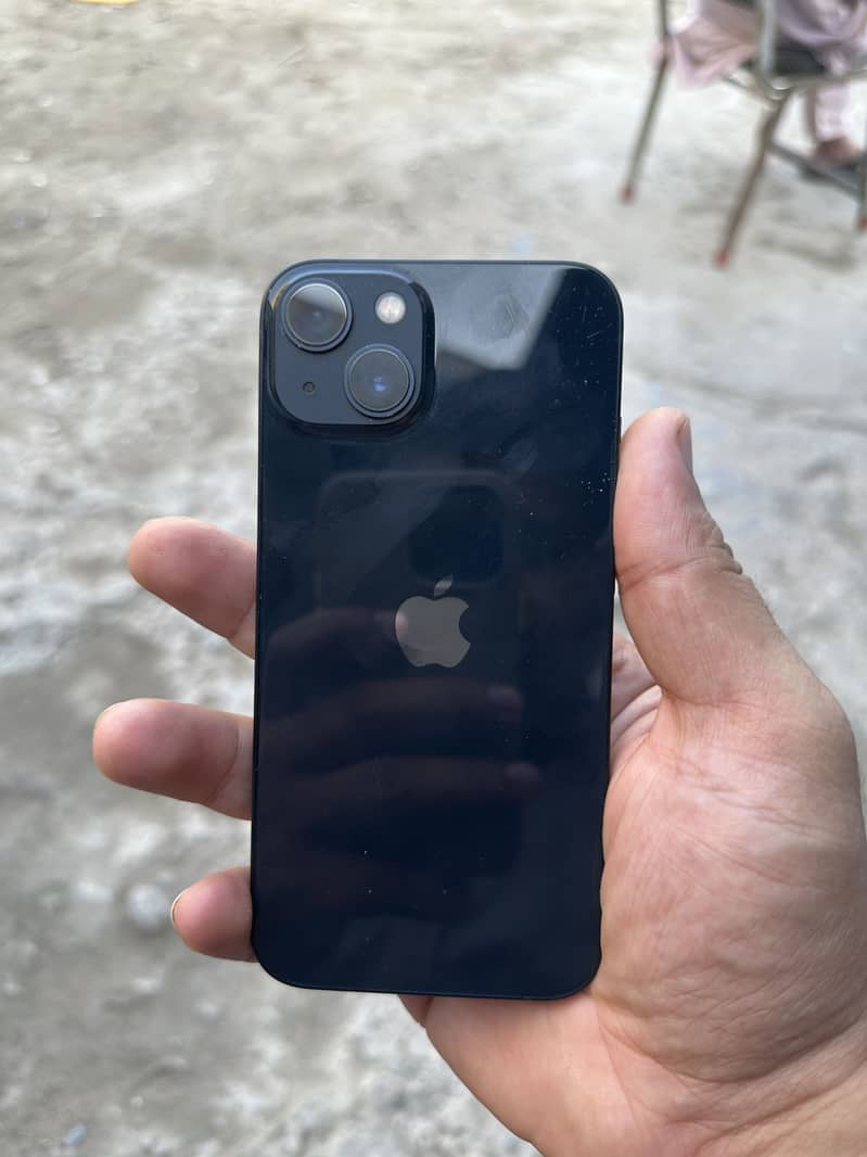 Apple iPhone 13 mini 1
