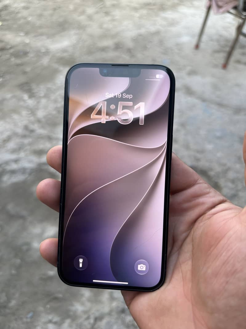 Apple iPhone 13 mini 2