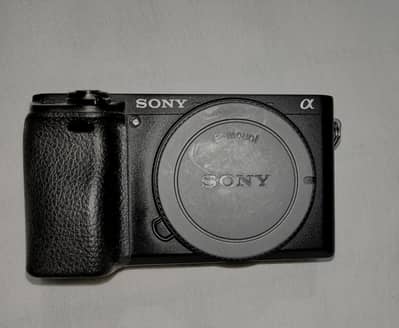 Sony A6400 4K Mirrorless Camera | Only 3,000 Shutter | 2 Batteries