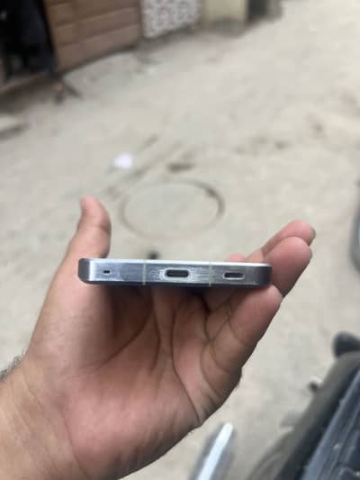 Sharp Aquos Sense7