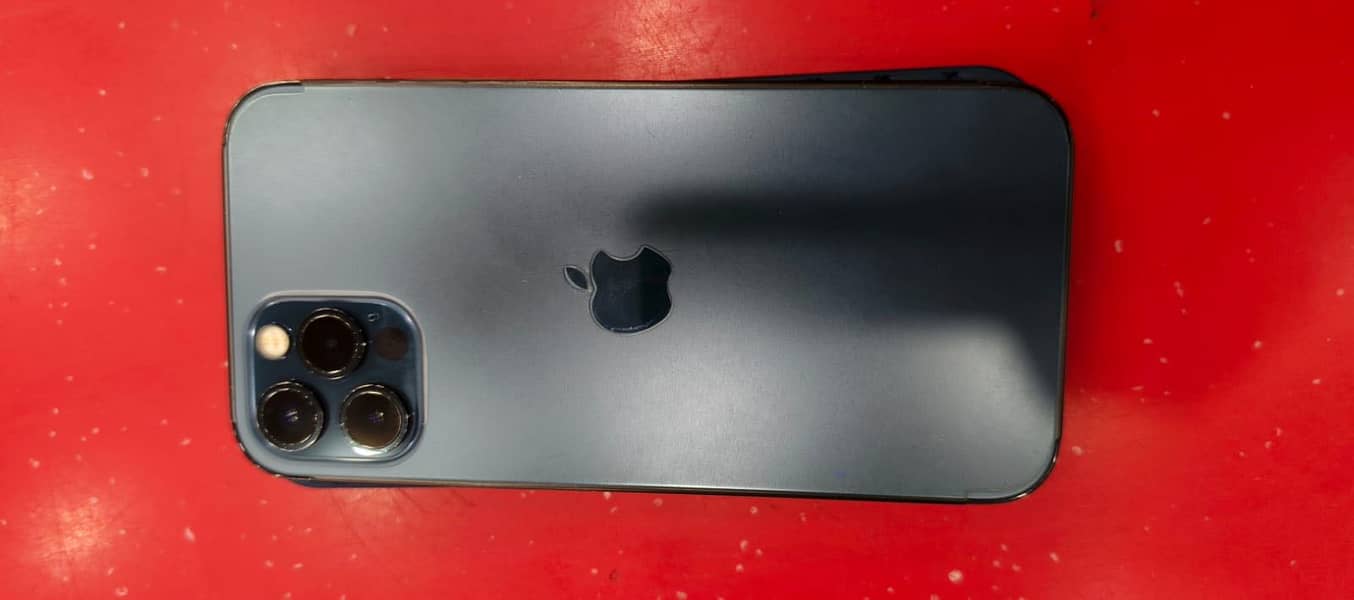 Apple iPhone 12 Pro 4