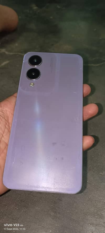 Vivo Y17s