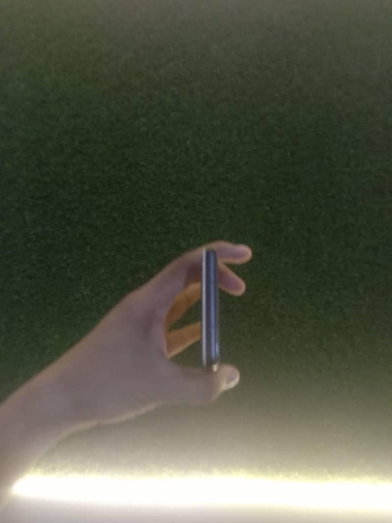 Google Pixel 6a 5
