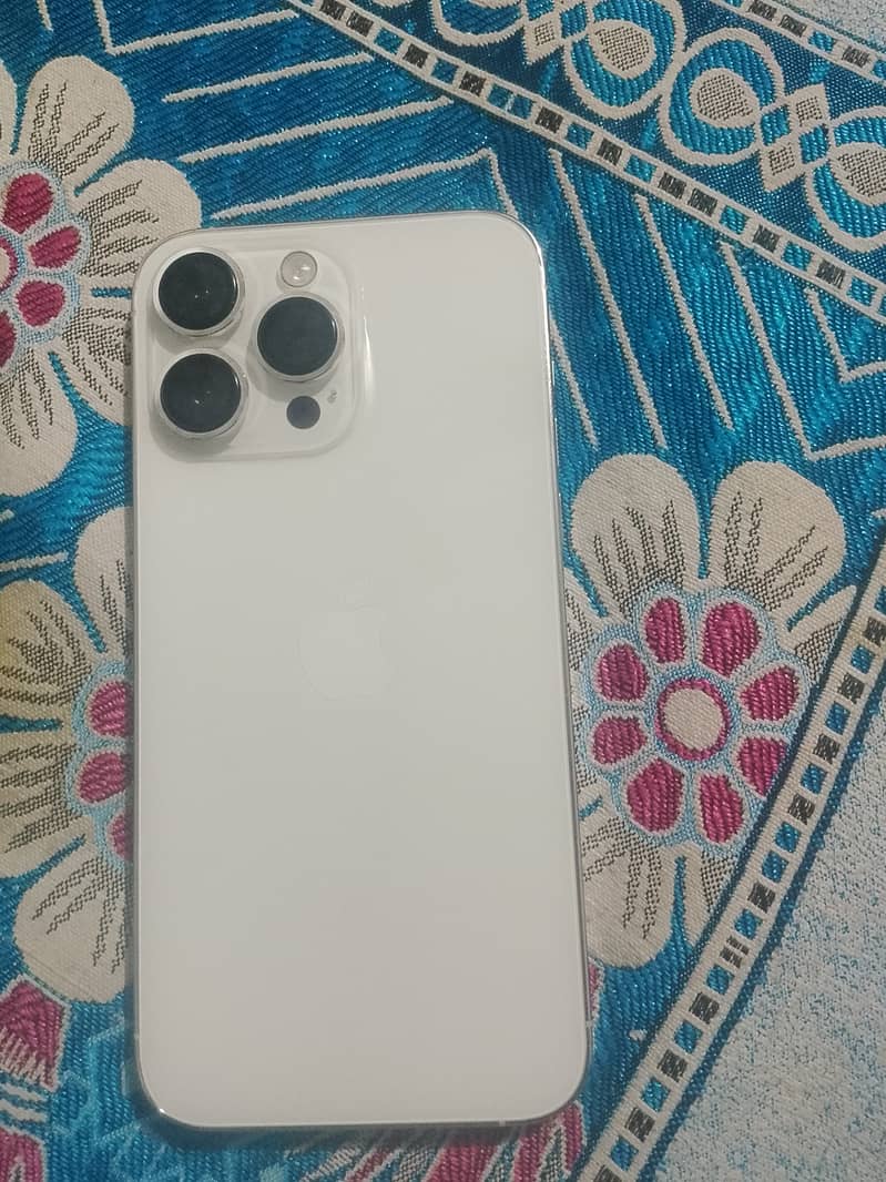 Apple iPhone 14 Pro Max 6