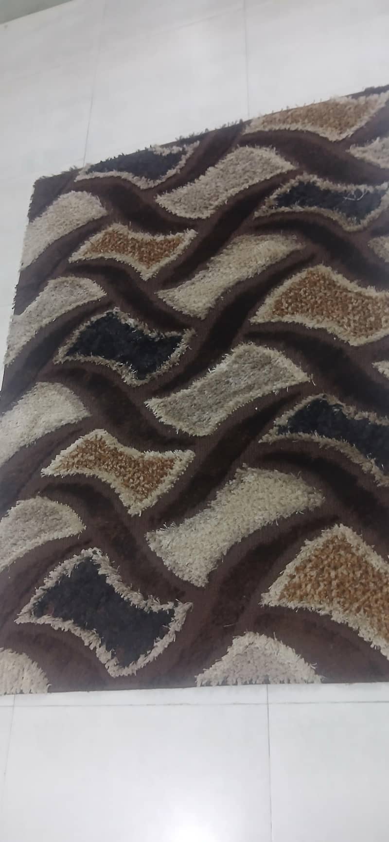almost new carpet 1