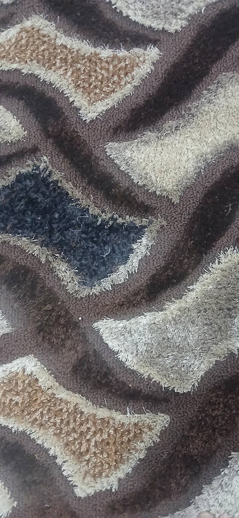 almost new carpet 3