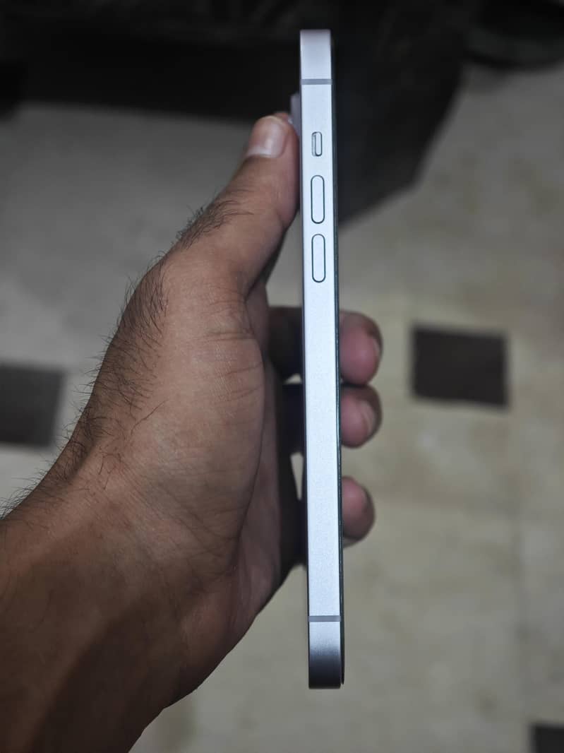 Apple iPhone 14 plus 10