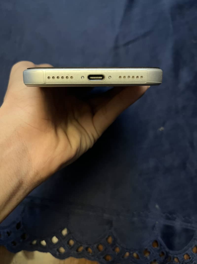 Apple iPhone 17 Pro Max 1