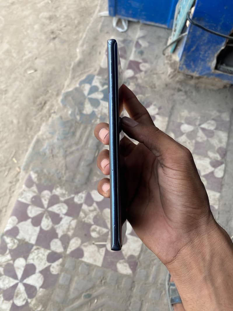Tecno Spark 20 Pro Plus 2