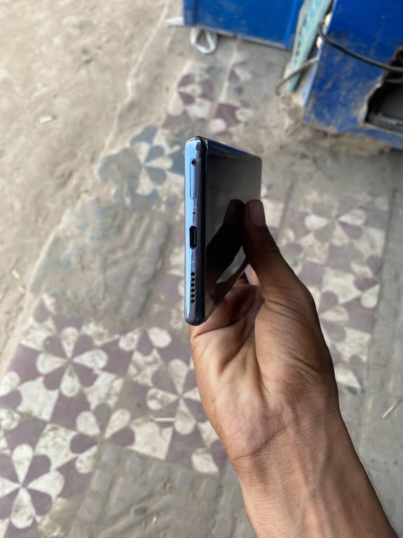 Tecno Spark 20 Pro Plus 4