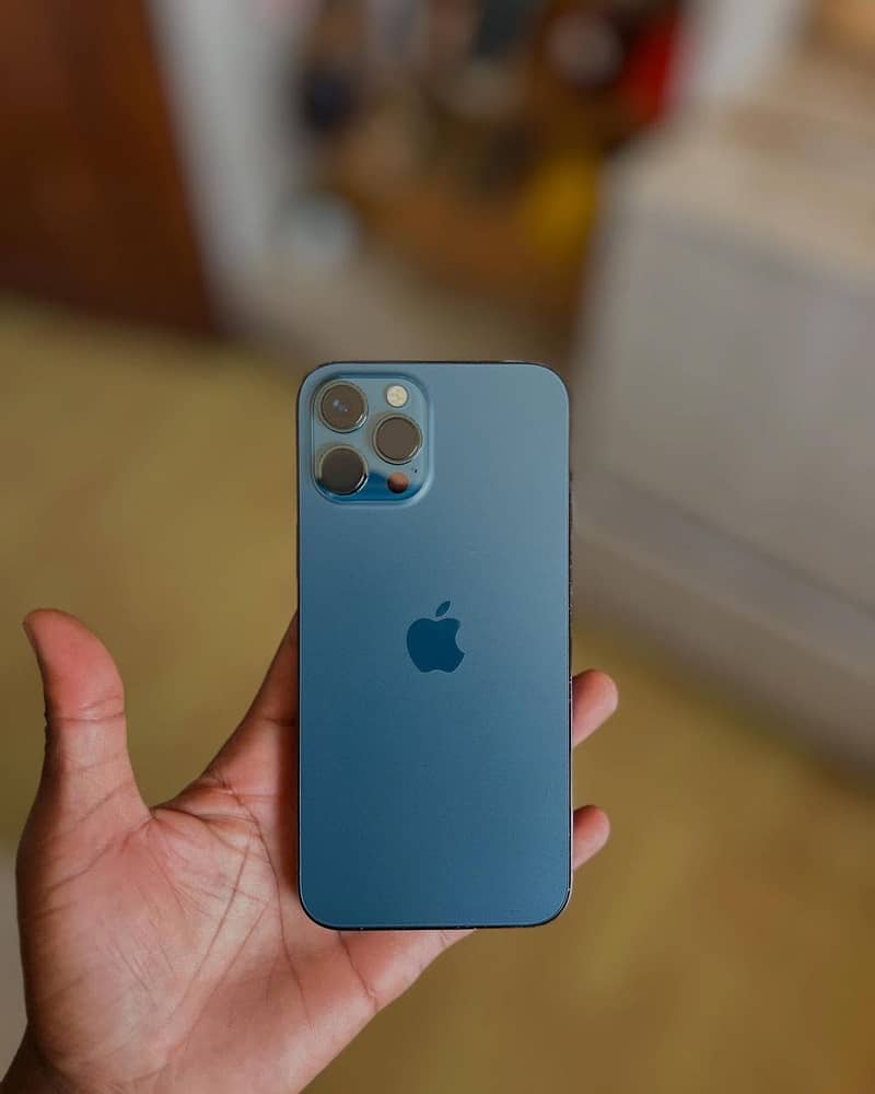 Apple iPhone 12 Pro Max 3