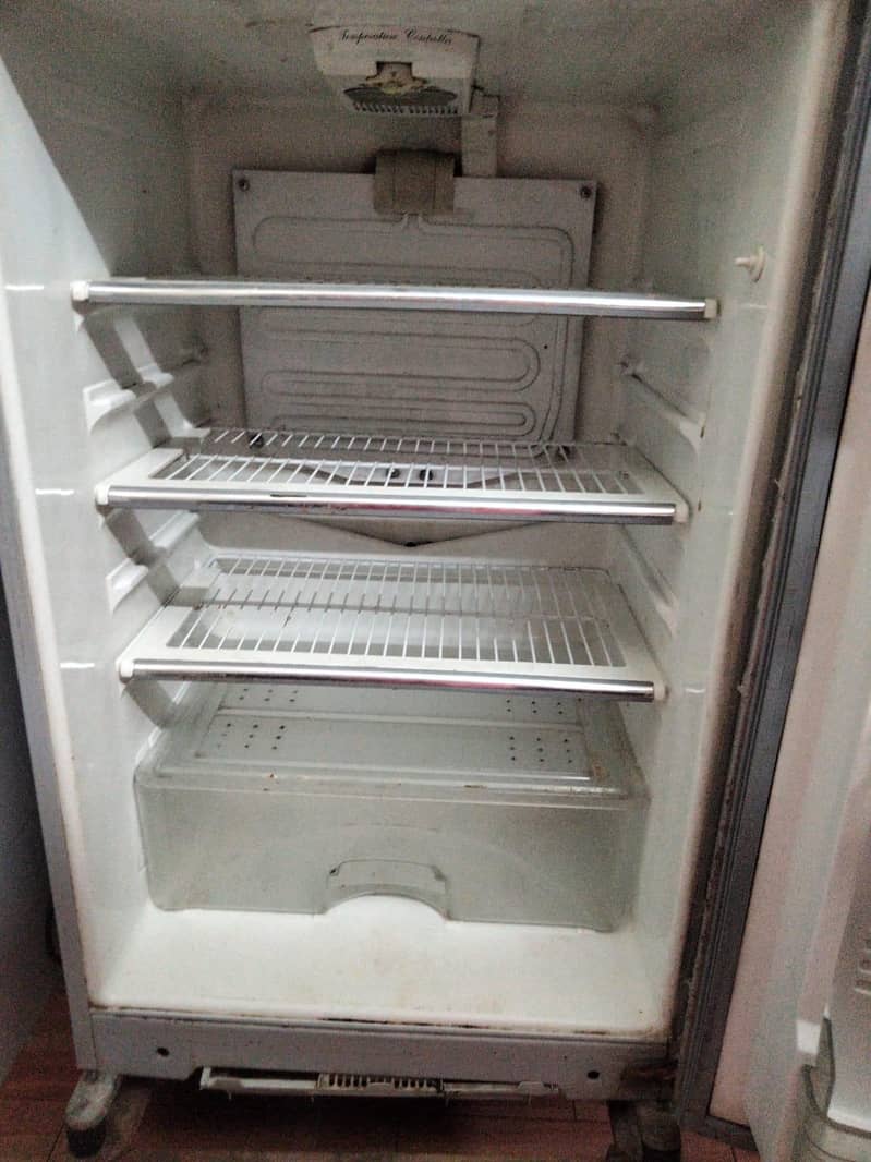 Dawlance fridge 2
