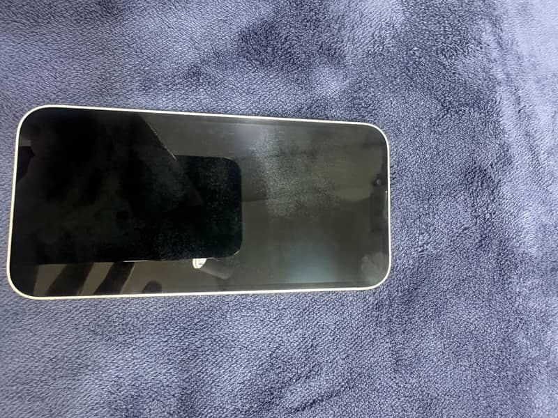 Apple iPhone 13 3