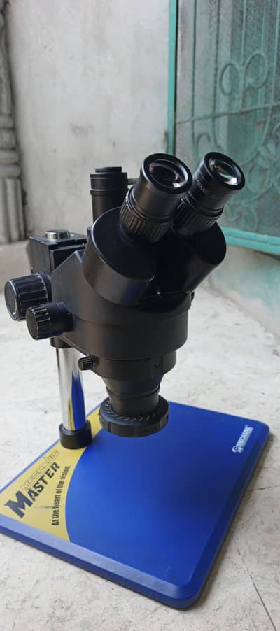 Mechanic Master D65S Trinocular Stereo Microscope