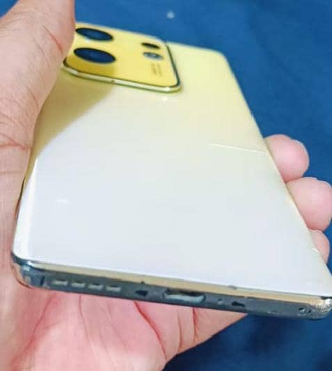 Infinix Zero 30 0