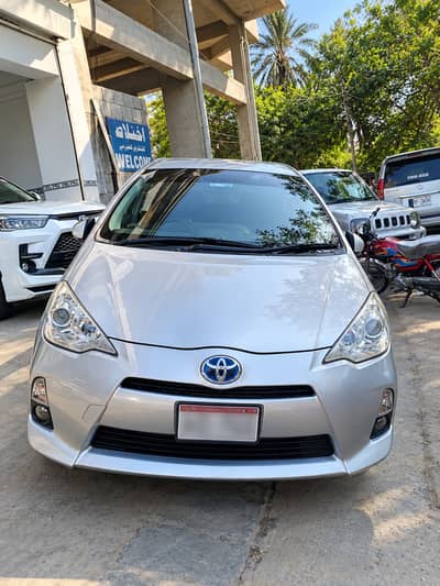 Toyota Aqua 2014 | Hybrid | Japanese Import | Excellent Condition