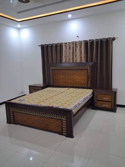 King size bed set for sale