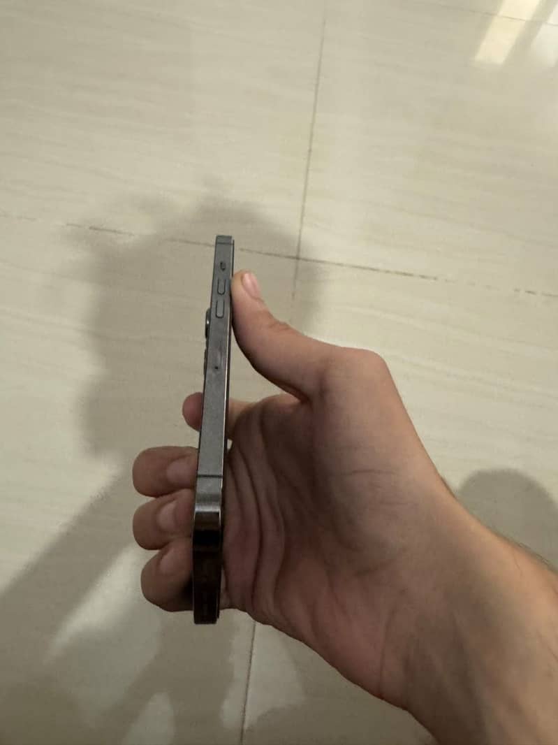 Apple iPhone 13 Pro 1