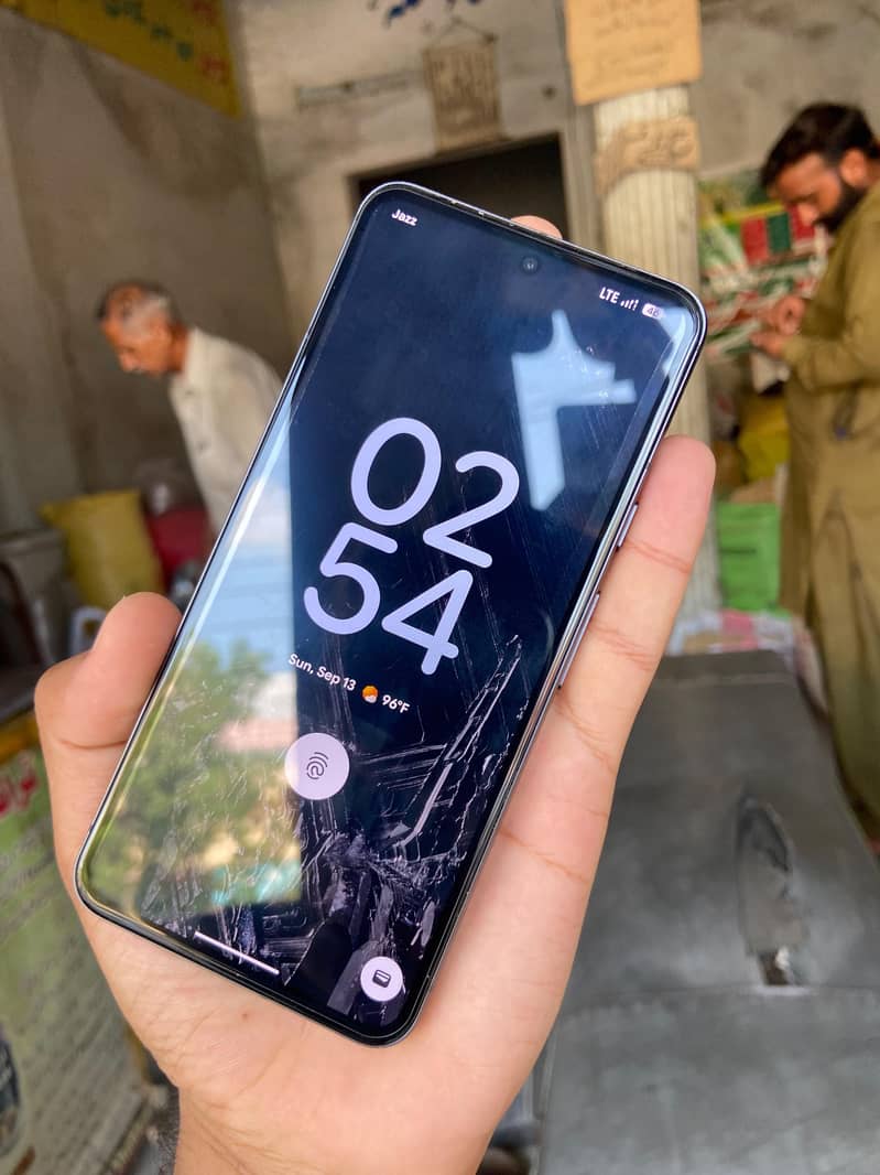 pixel8 1