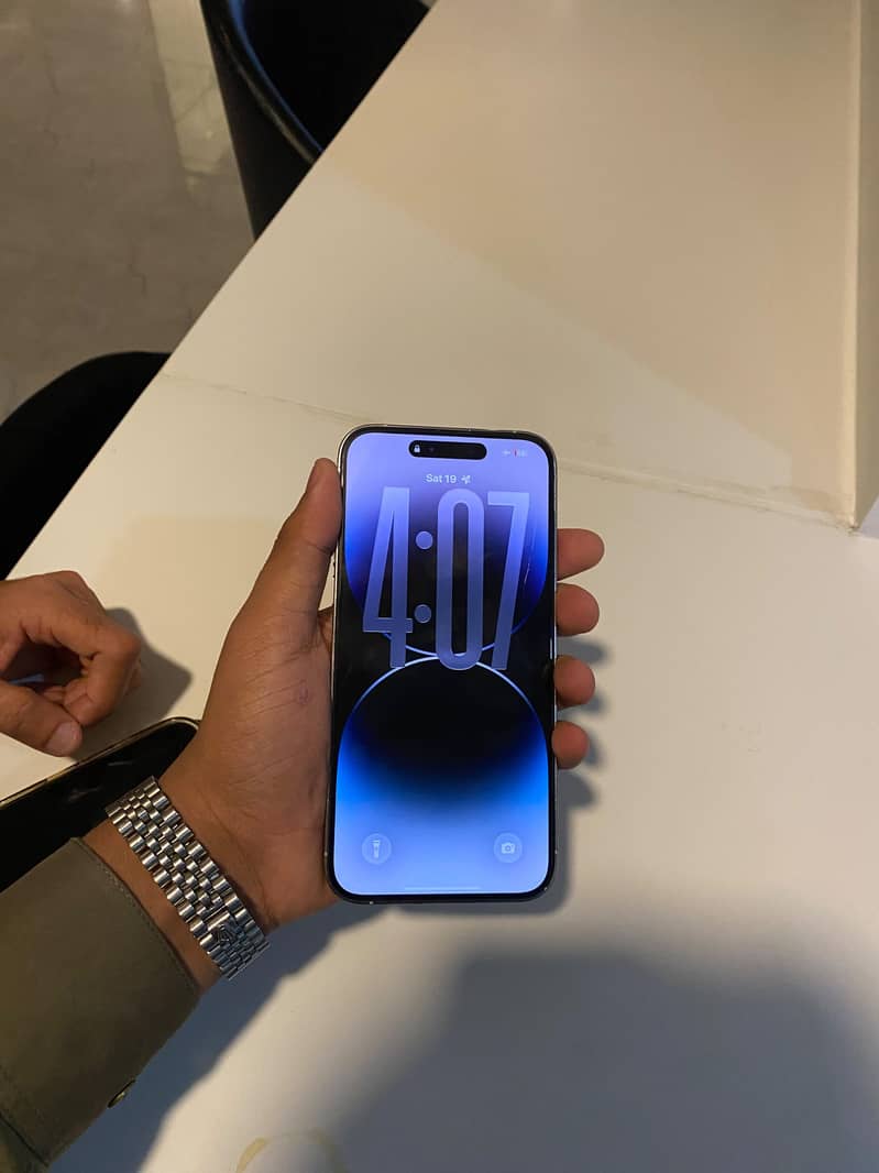 Apple iPhone 14 Pro Max 5