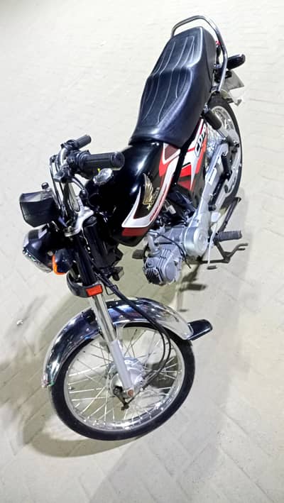 Honda CD-70 2025 model Karachi Number Genuine