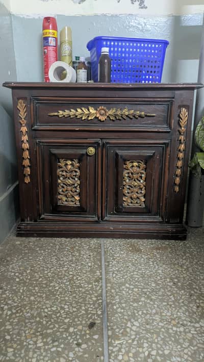 dressing table