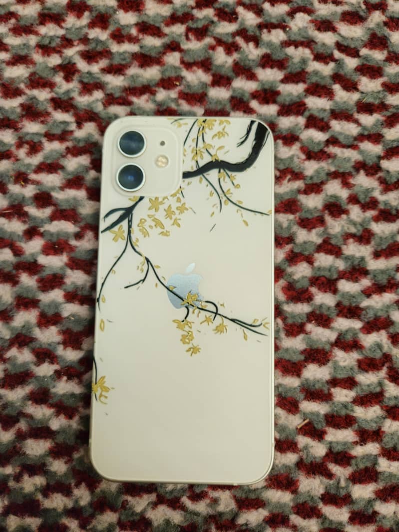 Apple iPhone 12 0