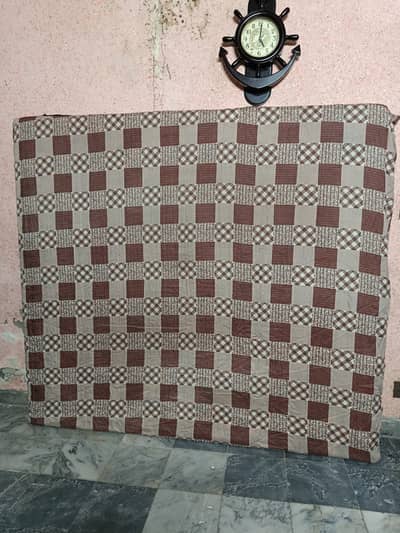 DOUBLE BED MATTRESS FOR SALE IN VERY GOOD CONDITION IN VERY LOW PRICE