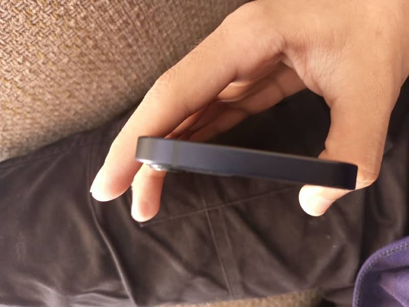 Apple iPhone 12 mini 5