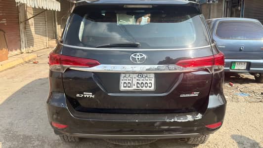 Toyota Fortuner V 2017