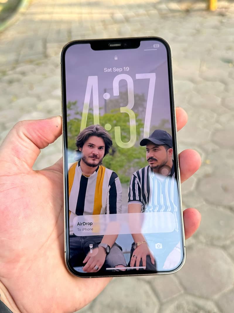 Apple iPhone 12 Pro Max 2