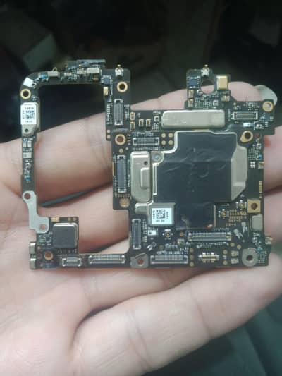 one plus 9pro5g 12/256 board pta aproved