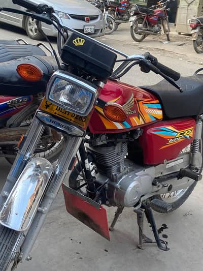bilkul saf bike hai 10/10