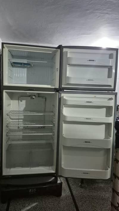 Dawlance Refrigerator ( Energy Saver )
